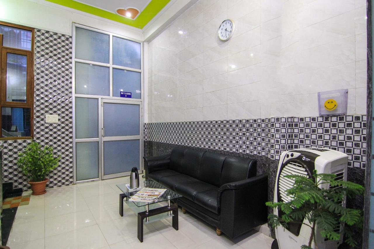 Oyo Flagship 4434 Earth Inn Lucknow Ngoại thất bức ảnh