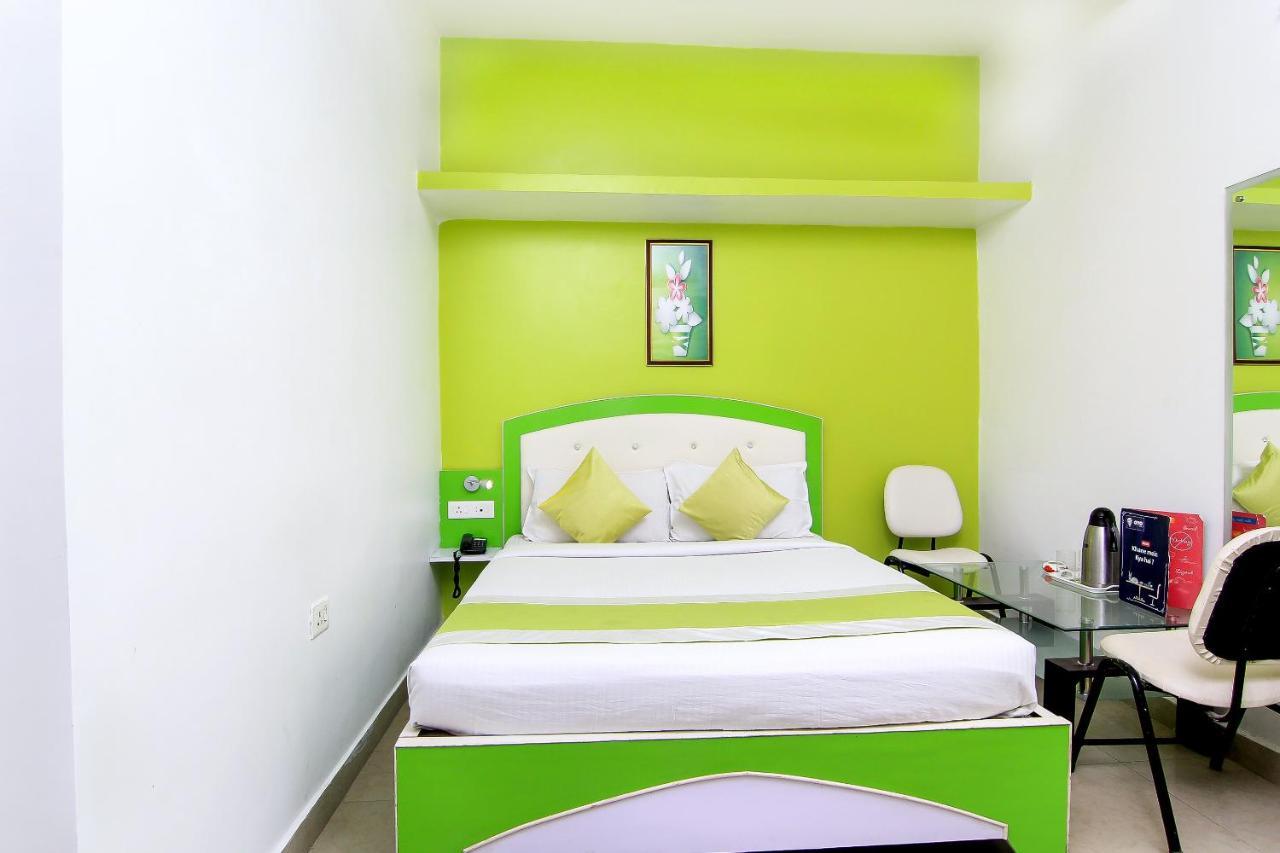 Oyo Flagship 4434 Earth Inn Lucknow Ngoại thất bức ảnh